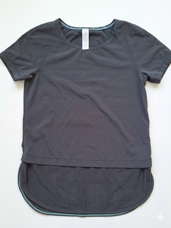 Ivivva Other - Ivivva Girl by Lululemon🍋 Run Day, Fun Day Tee grey longer t-shirt size 12